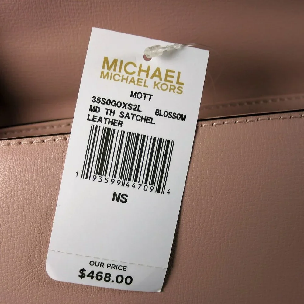Michael Kors disclaimer color